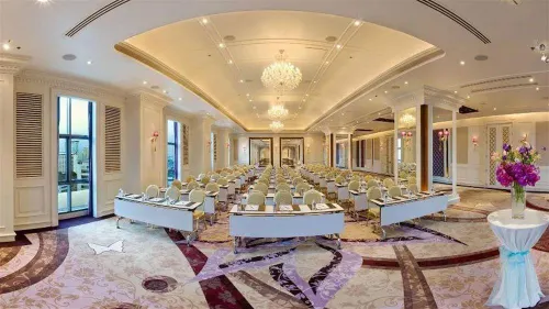 Lebua at State Tower Business Facilities Photos