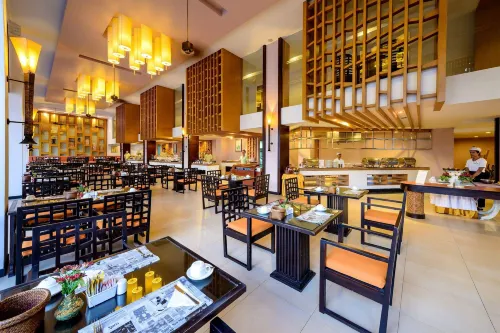Peach Blossom Resort Phuket Dining Photos