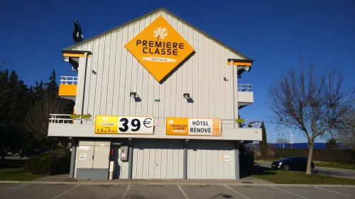 HÔTEL PREMIERE CLASSE AVIGNON SUD - Parc des Expositions Extérieur Photos