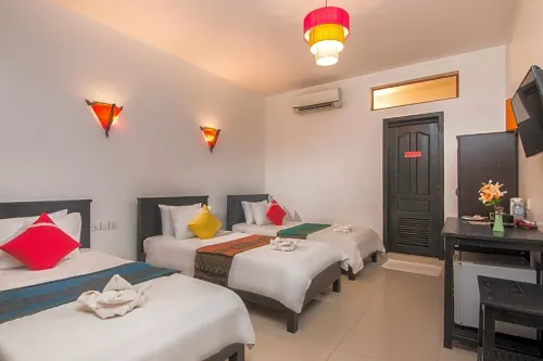 Bou Savy Guesthouse Photos