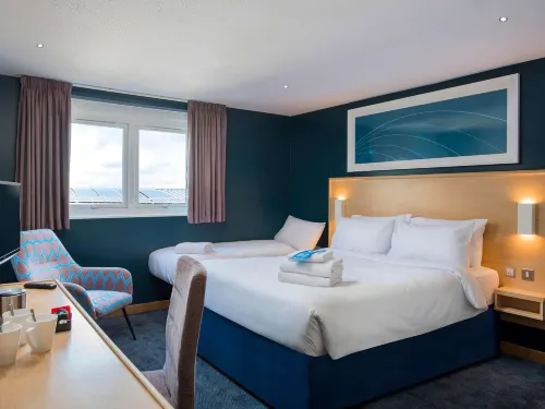 Travelodge London City Airport Photos
