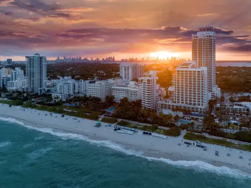 Radisson Resort Miami Beach بالقرب من الفندق Photos