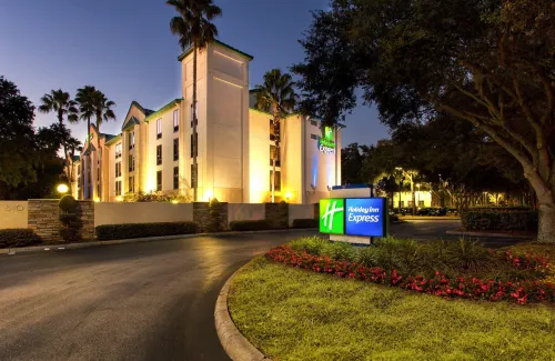 Holiday Inn Express Tampa-Brandon Rooms Photos