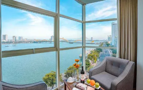 Pariat River Front Hotel Photos