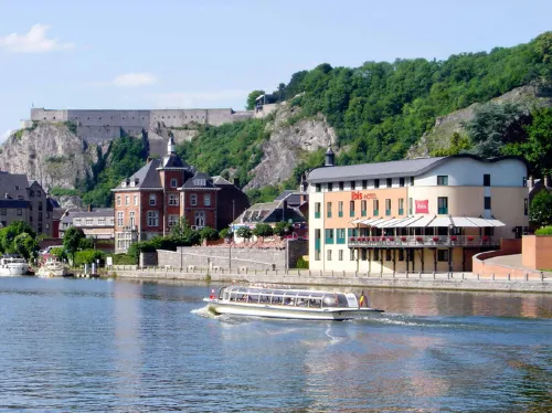 Hôtel Ibis Dinant Extérieur Photos