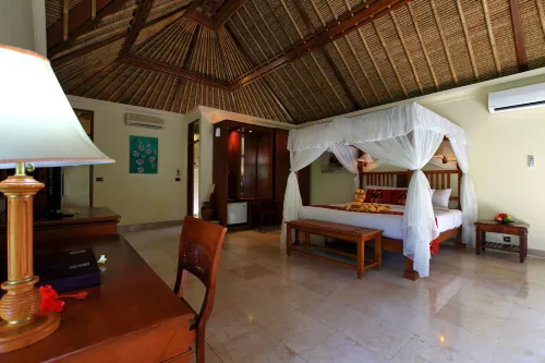 Santi Mandala Villa & Spa Photos