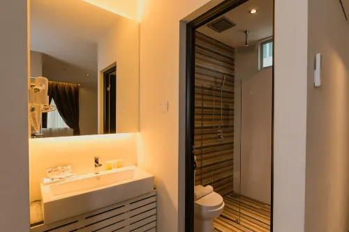 D Elegance Hotel Photos