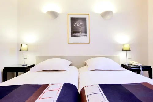 Hôtel Kyriad Nimes Centre Photos