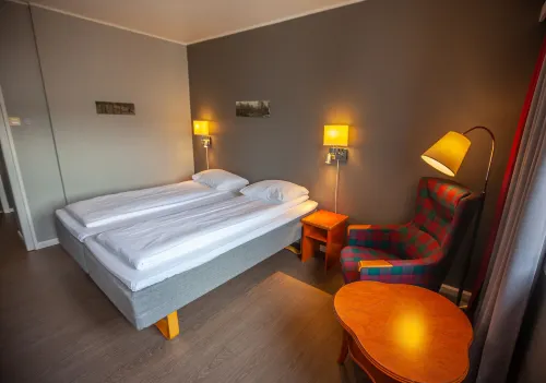 F2 Hotel Rooms Photos