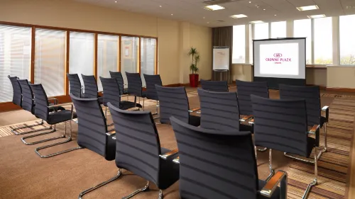 Crowne Plaza Chester Business Photos