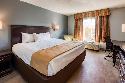 SureStay Plus Hotel by Best Western Durham Medical Center Zimmer Photos