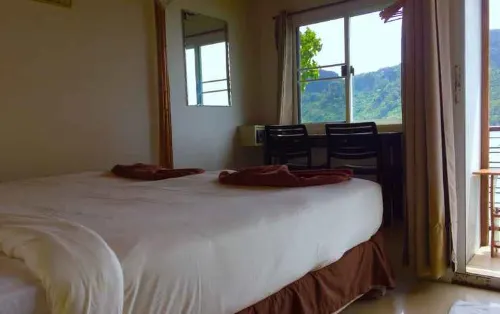 Phi Phi Cozy Seafront Resort Photos