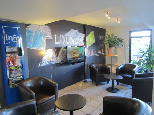 Ibis Budget Chilly-Mazarin les Champarts Espaces publics Photos
