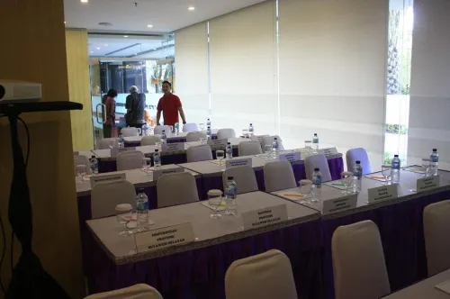 Mars City Hotel Fasilitas Bisnis Photos