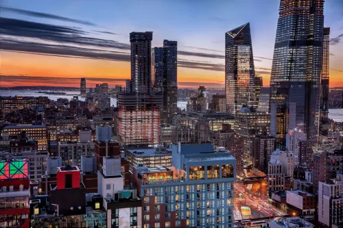 Doubletree by Hilton New York Times Square West Near Hotel Photos