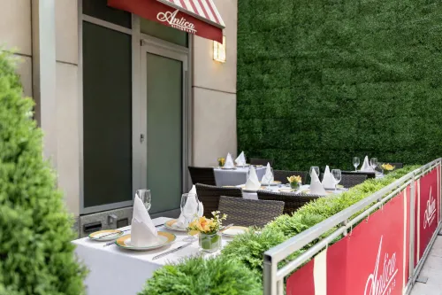 DoubleTree by Hilton New York Downtown Ristorazione Photos