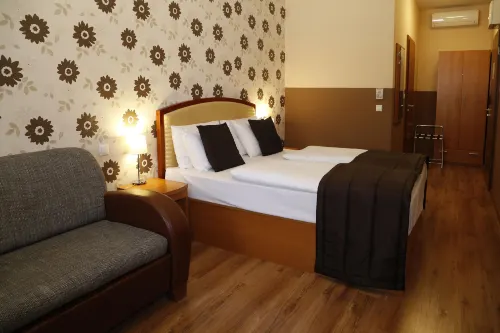 Six Inn Hotel Budapest Photos