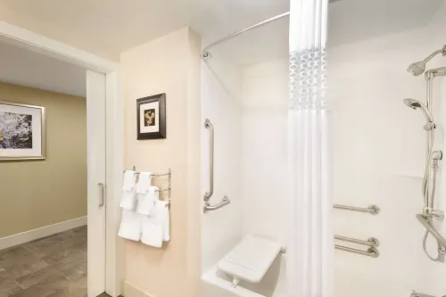 Hampton Inn Elko Rooms Photos