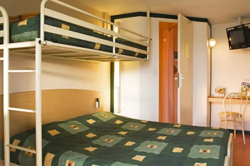 Premiere Classe Dunkerque Sud - Loon Plage Rooms Photos