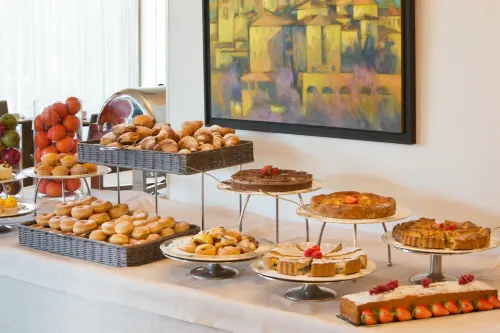 Starhotels Cristallo Palace Dining Photos