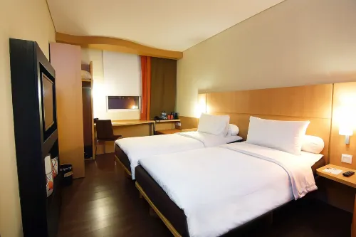 Ibis Surabaya City Center Kamar Photos