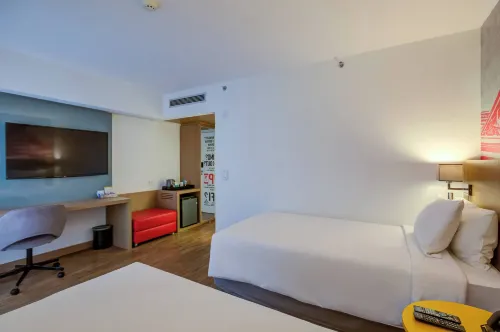 Radisson Red Campinas Huoneet Photos
