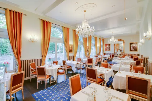 Brit Hotel Privilège le Royal - Centre Gare Ăn uống Photos