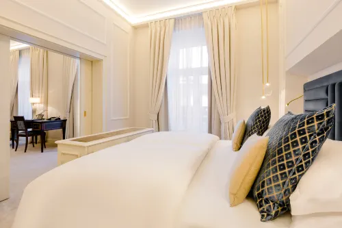 Excelsior Hotel Ernst am Dom Rooms Photos