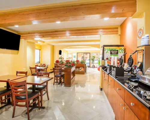 Quality Inn & Suites Westminster Seal Beach Dining Photos