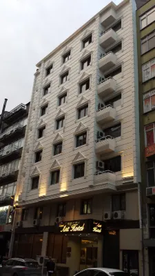 Grand Ant Hotel Exterior Photos