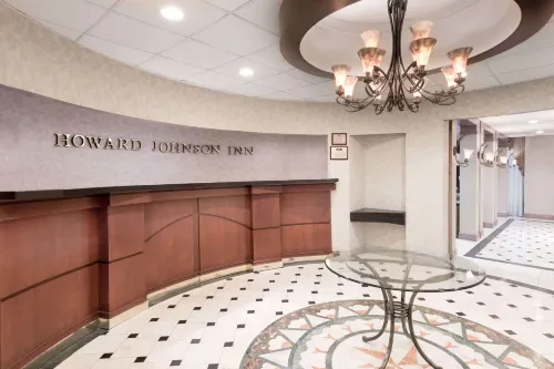 Howard Johnson by Wyndham Newburgh/West Point Public Areas Photos