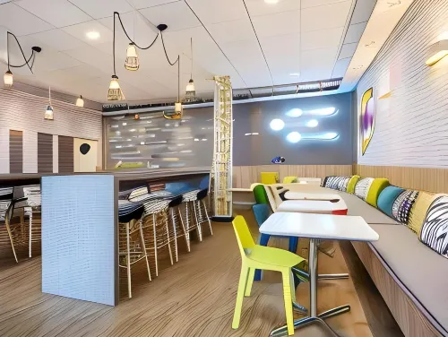 Ibis Budget Warszawa Centrum Dining Photos