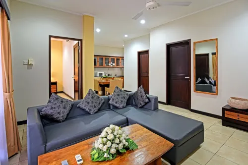 Kuta Town Houses Chambres Photos