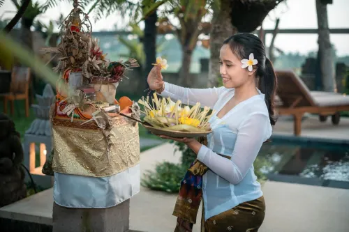 Prabhu Ubud Villa Dining Photos