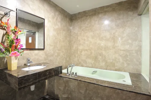 Hallmark View Hotel Photos