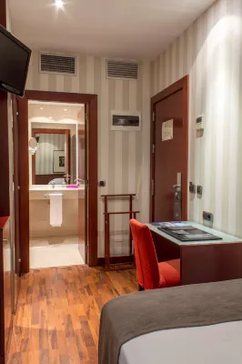 Hotel RH Murcia Centro Photos