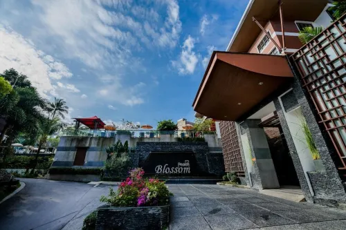 Peach Blossom Resort Phuket Featured Photos