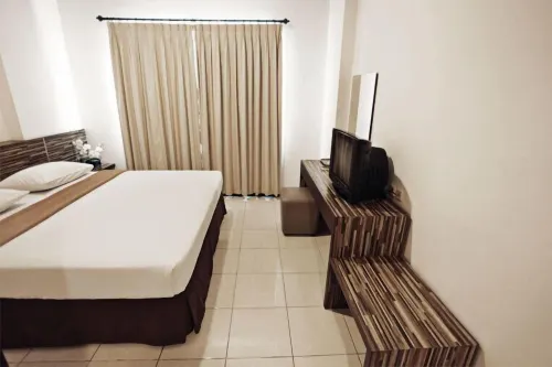 N2 Hotel Jakarta Gunung Sahari Photos