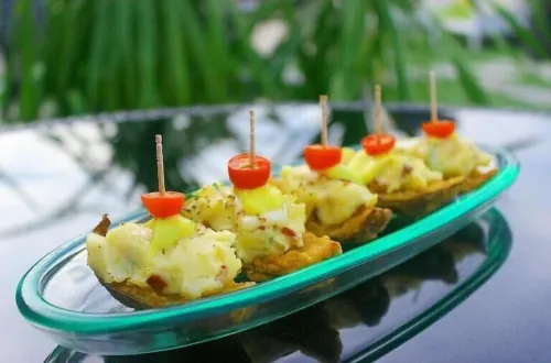 Eska Hotel Dining Photos