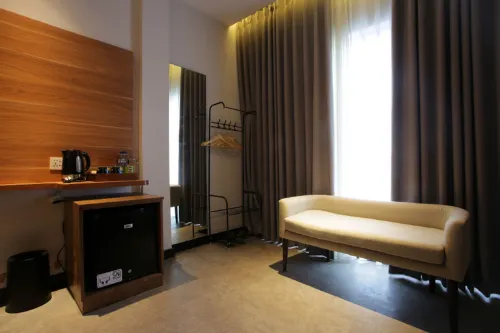 Creative RestArt Hotel by Damn I Love Indonesia الغرف Photos