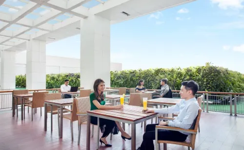 Holiday Inn Express Jakarta Pluit Citygate Area Publik Photos