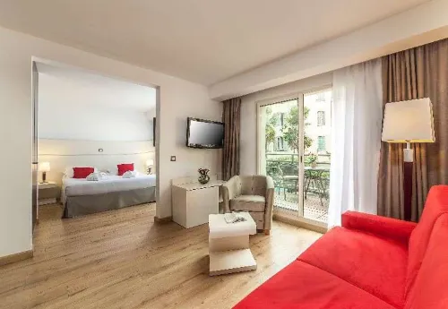 Hôtel Montaigne & Spa Photos