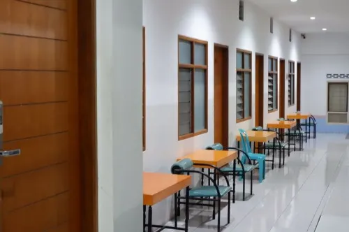 Hotel Netral Jombang Makanan Photos