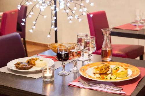 Charme Hôtel et Spa, Montbéliard Sud Ăn uống Photos