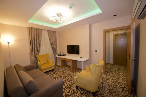 Golden Deluxe Hotel Photos