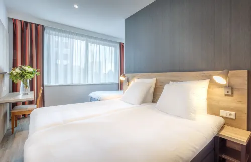 Joy Hotel Rooms Photos