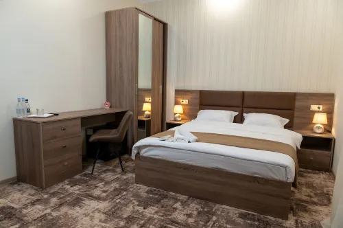 Aeka Hotel Kamar Photos
