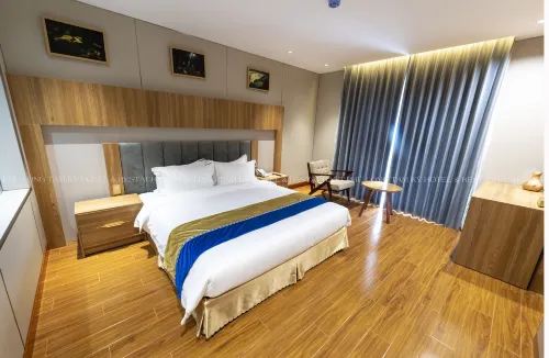 Phu Long Tam Ky Hotel & Restaurant Photos