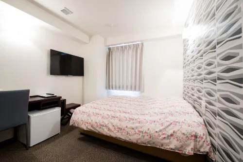 Yokohama Town Hotel Photos