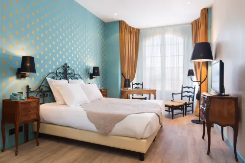 Hotel le Grimaldi by Happyculture Photos